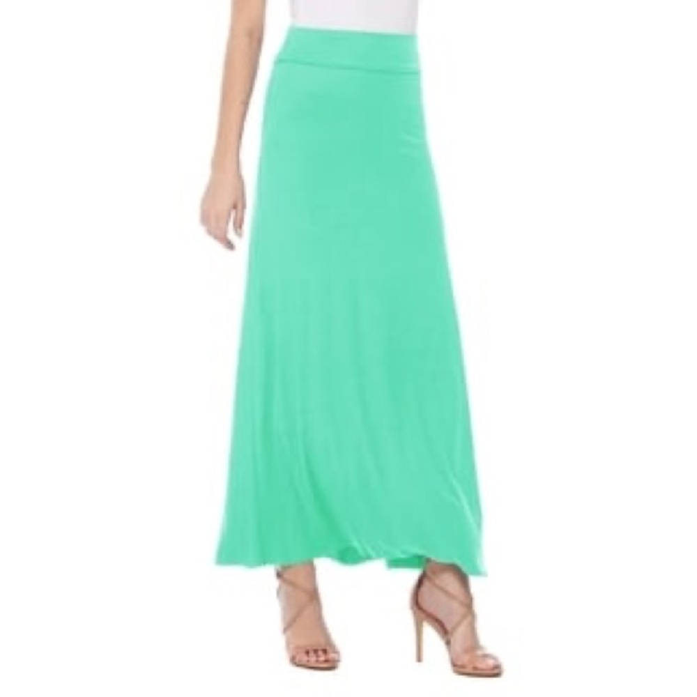🦋Studio M Green Maxi Skirt, no Slits